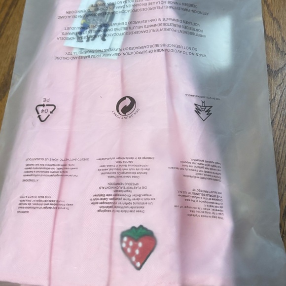 Like New 🔥Lola + the Boys Pink Pleated Strawberry Tennis Skirt 5/6Y - Picture 8 of 8